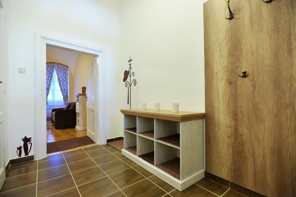 Foter Apartman Eger Bagian luar foto